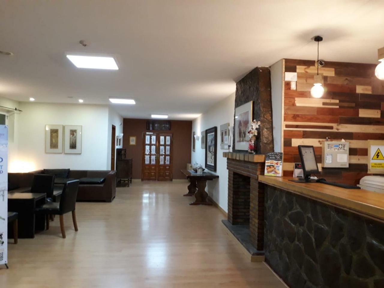 Отель Santa Cruz Сьерра-Невада Экстерьер фото